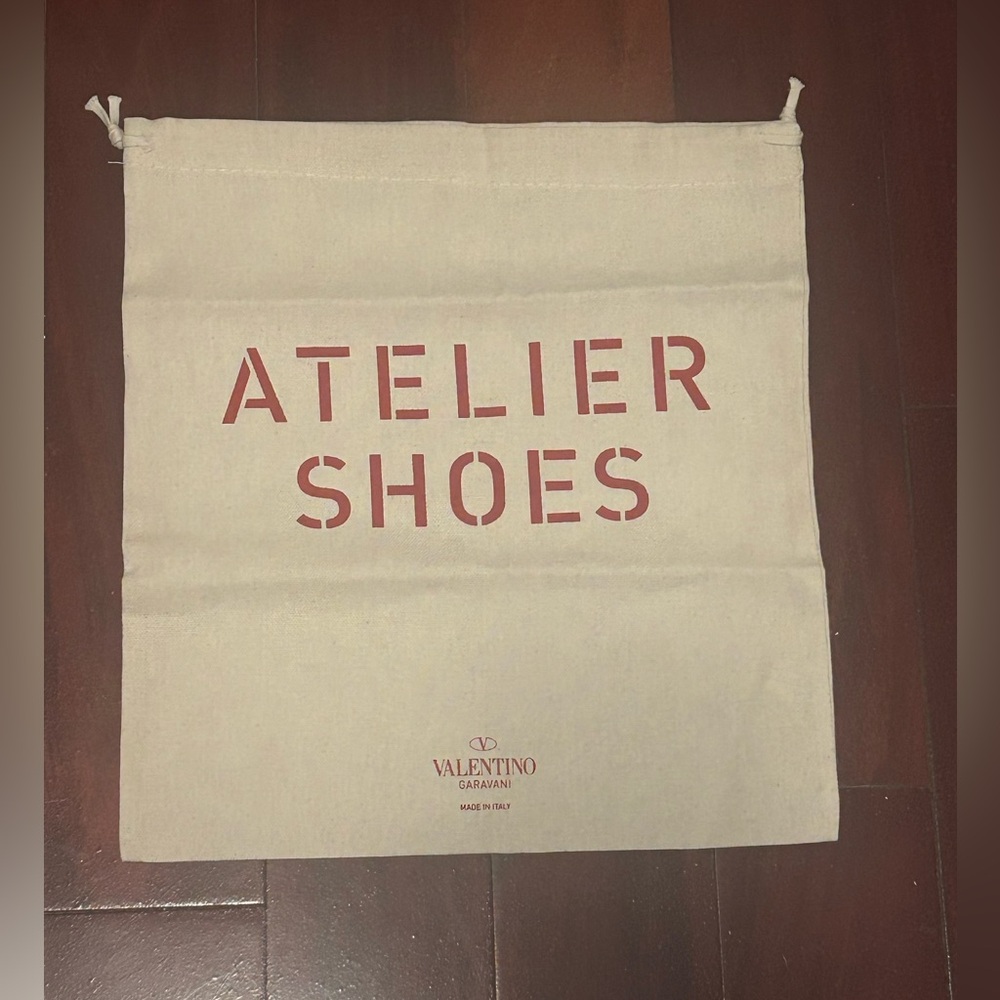 Valentino Garavani Atelier Shoes Dust Bag